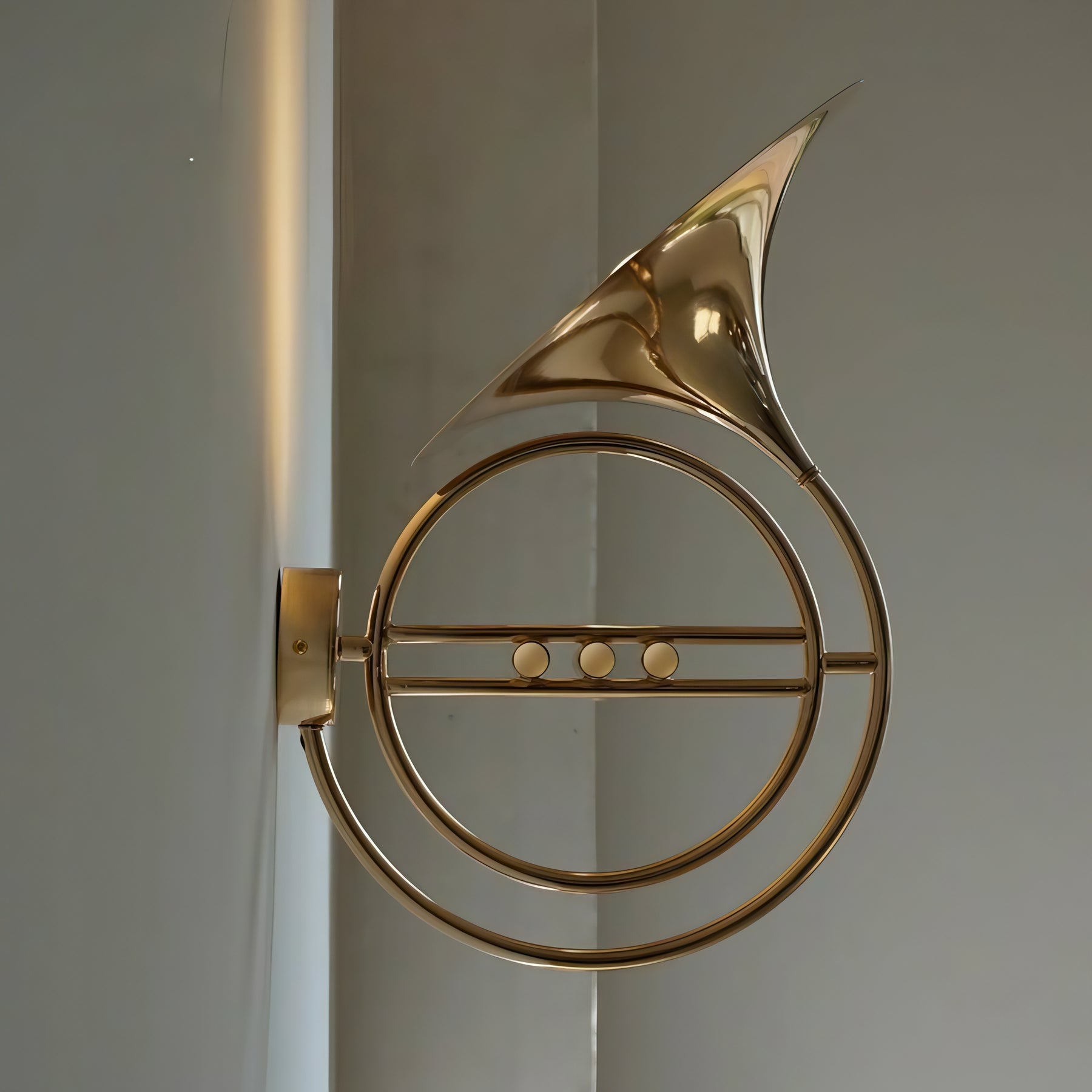 AURELIA HORN WALL LAMP
