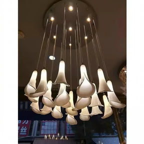 LUMORA BLOOM CHANDELIER