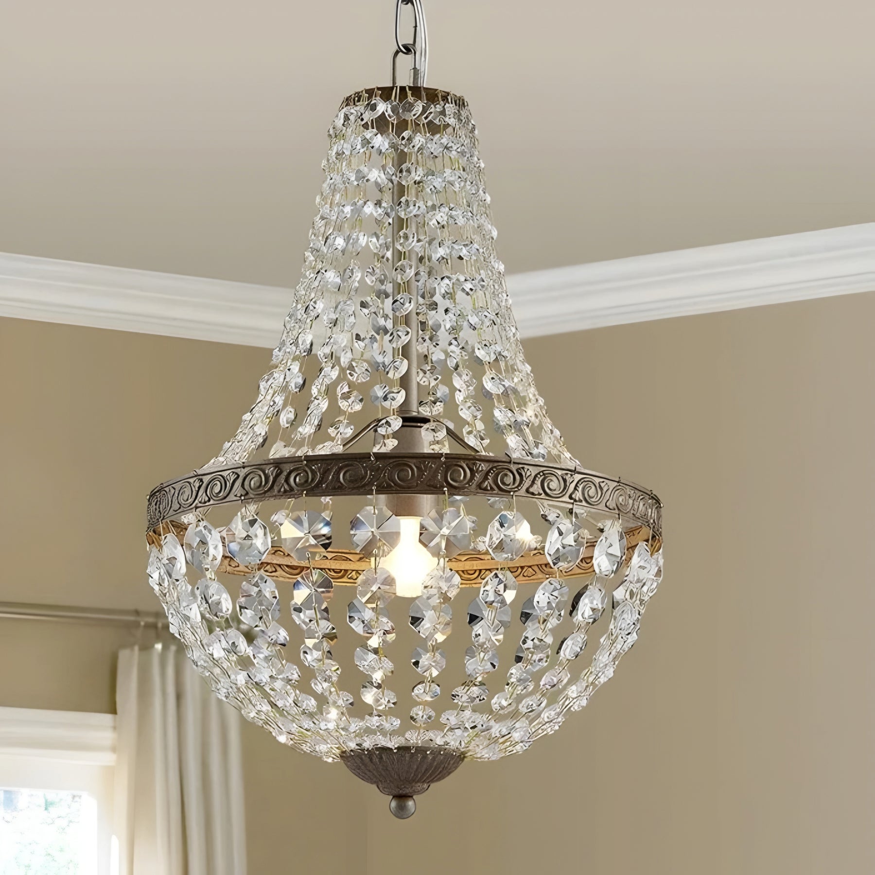 VINTAGE CRYSTAL EUROPEAN LUXURY CHANDELIER