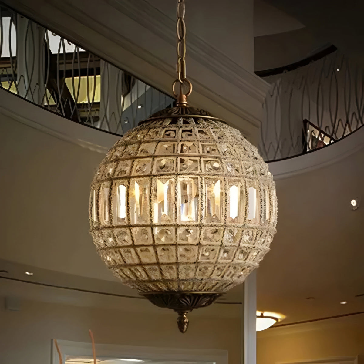 VINTAGE CRYSTAL EUROPEAN LUXURY CHANDELIER