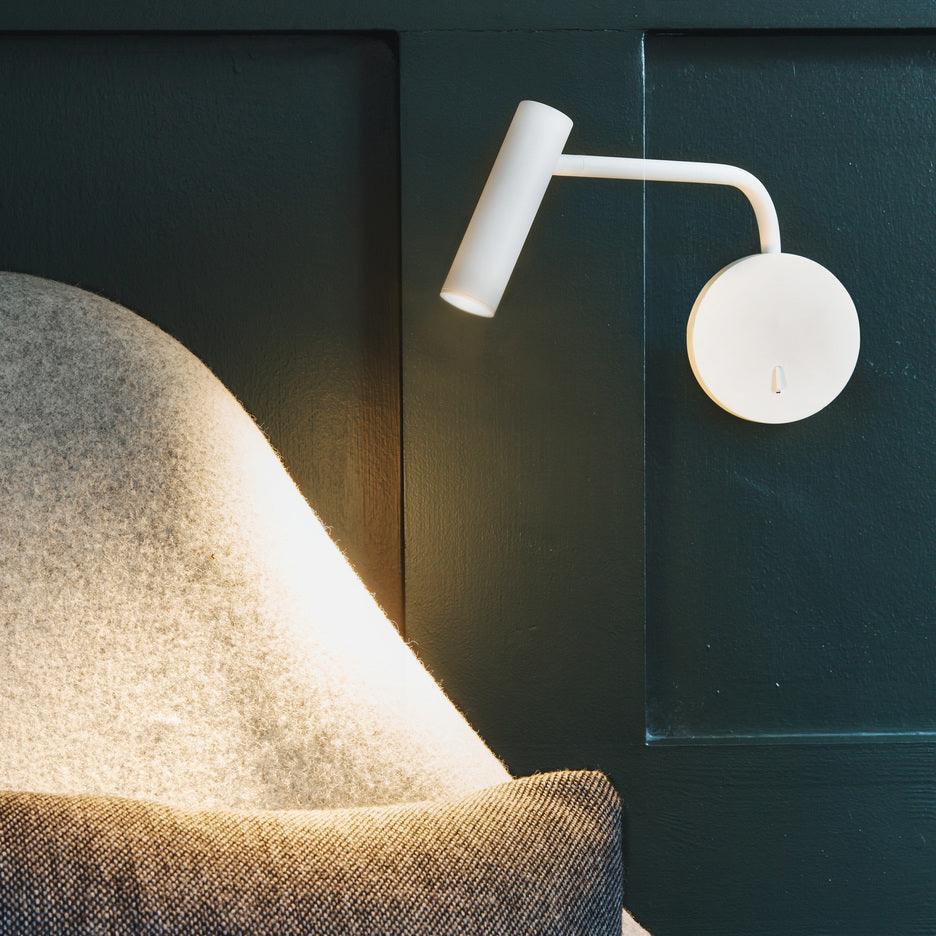 MINIMALIST DISC LED WALL SCONCE