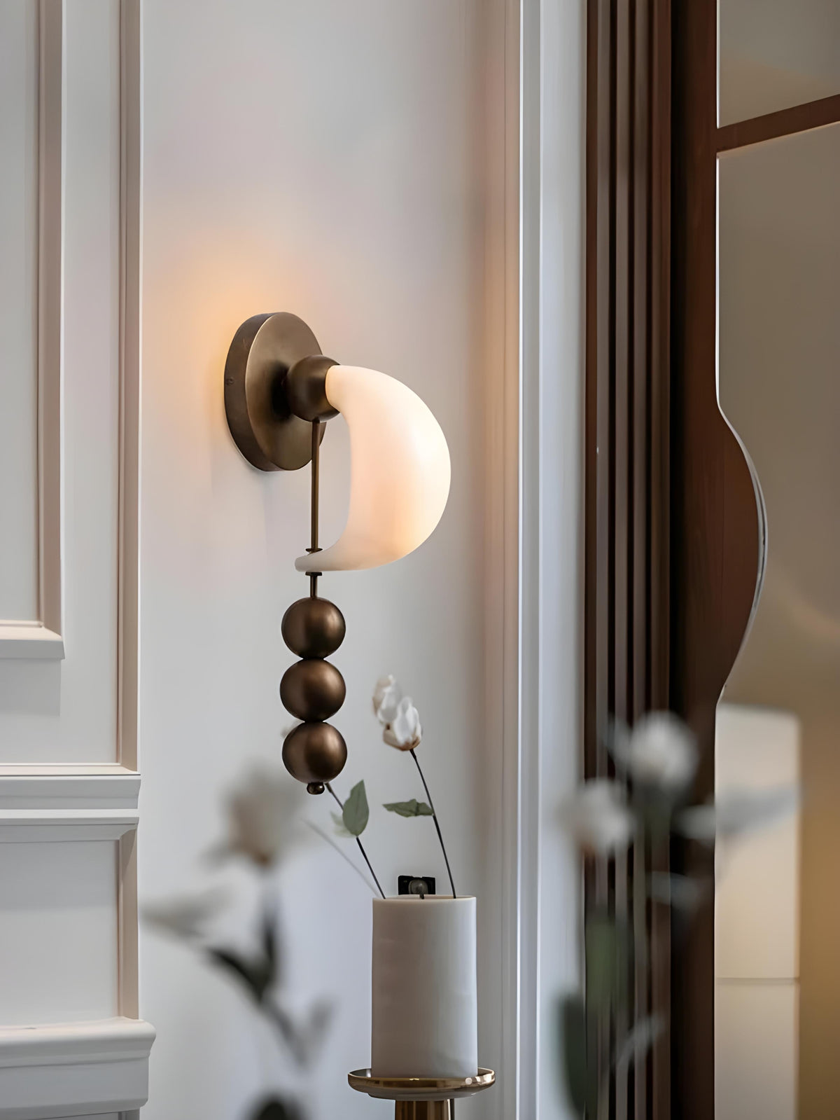 GLASS VINTAGE BRONZE WALL LAMP