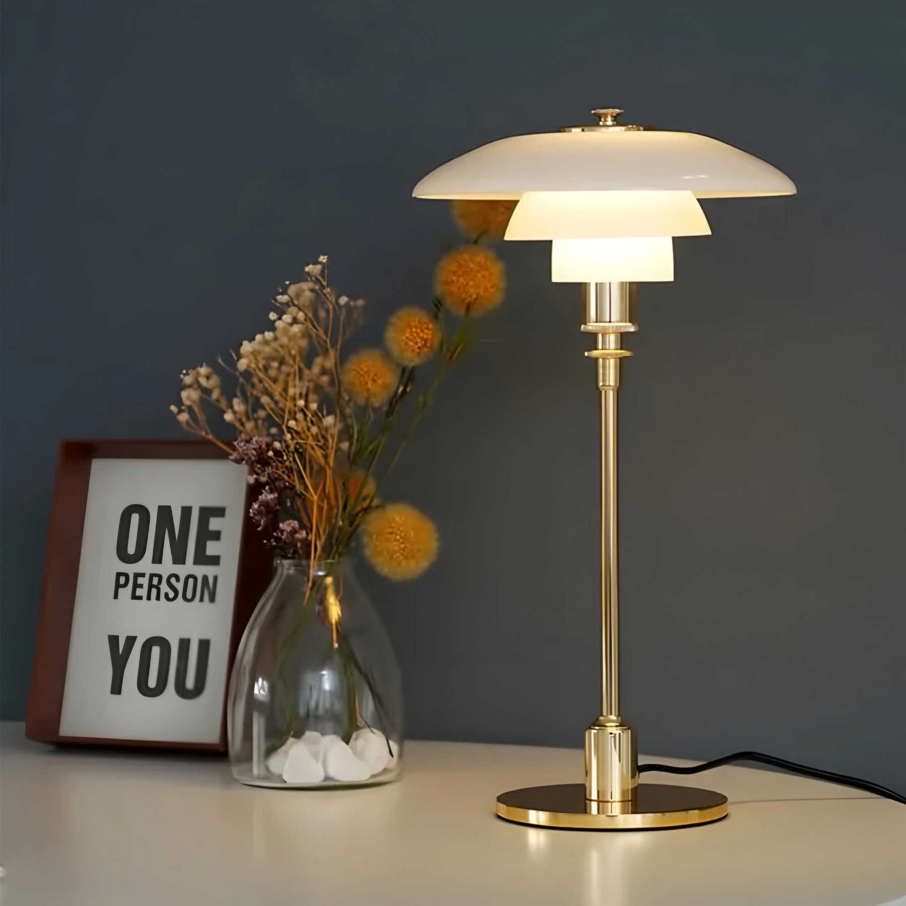 THE TIERED GLOW FLOOR LAMP