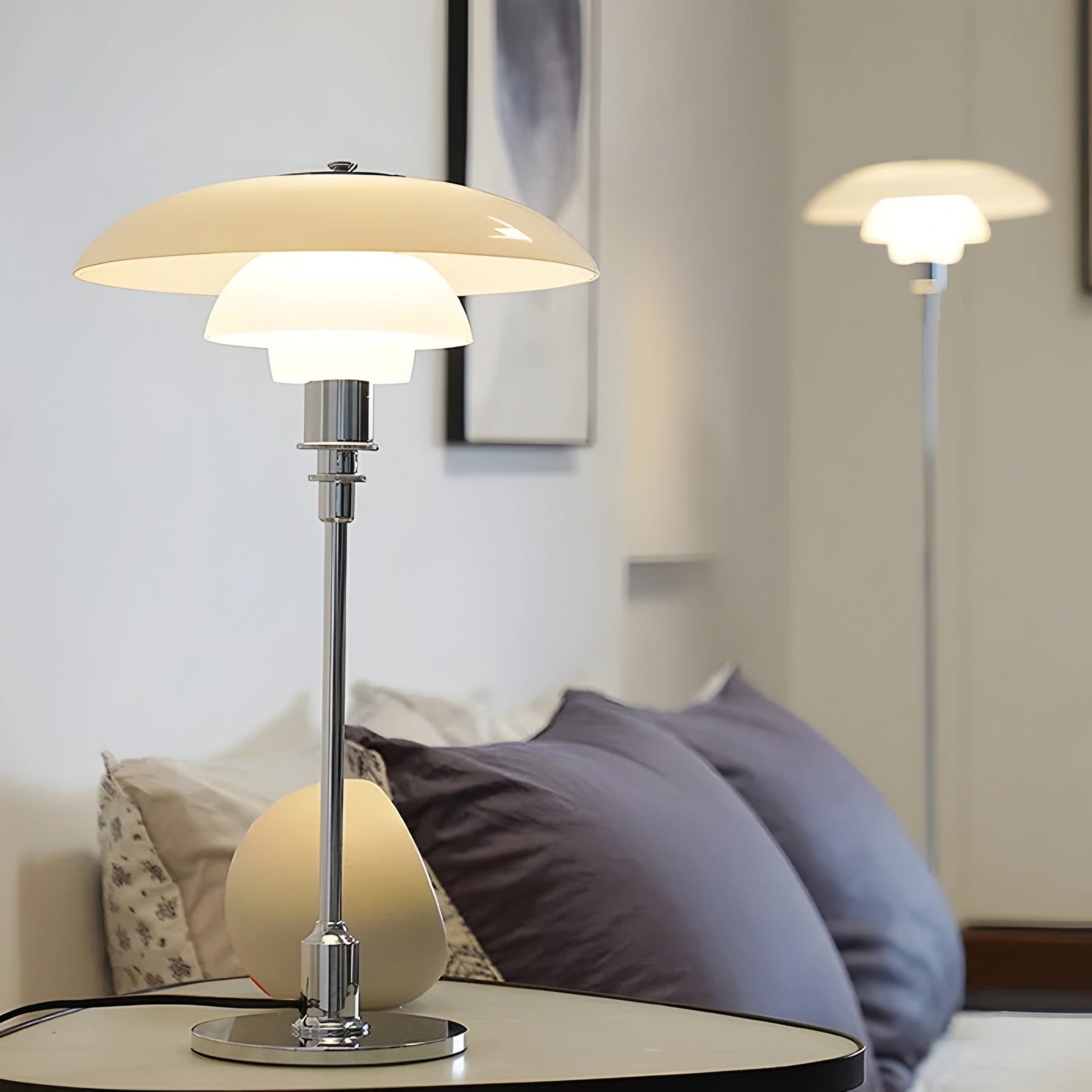 THE TIERED GLOW FLOOR LAMP