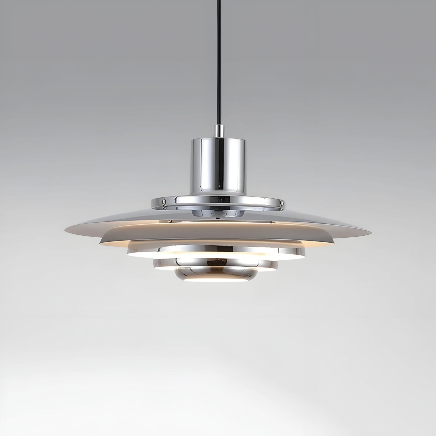 DISC REFLECTOR PENDANT LAMP