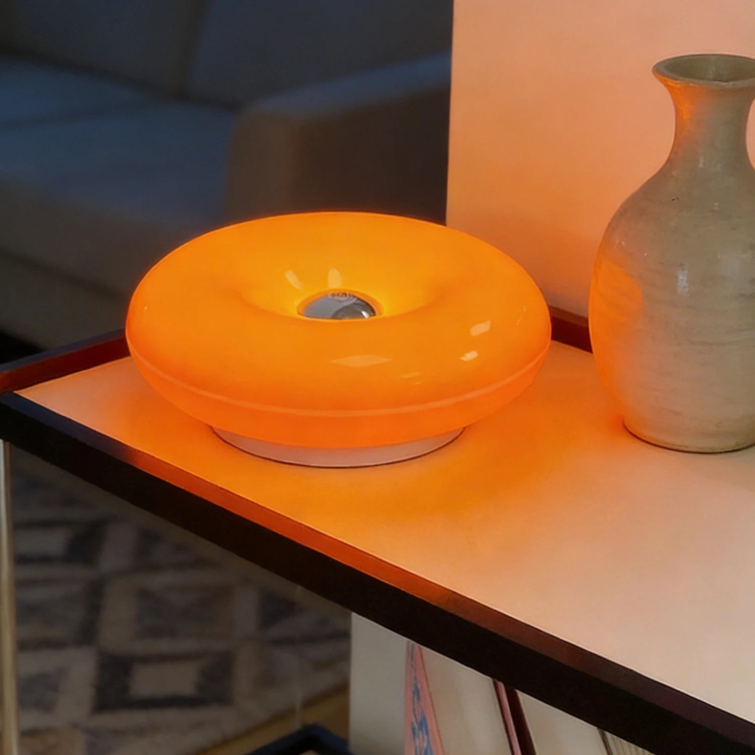 SOLARA DONUT TABLE LAMP