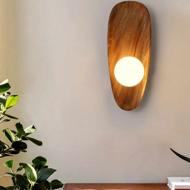 NATURAL CURVED WOODEN WALL LAMP