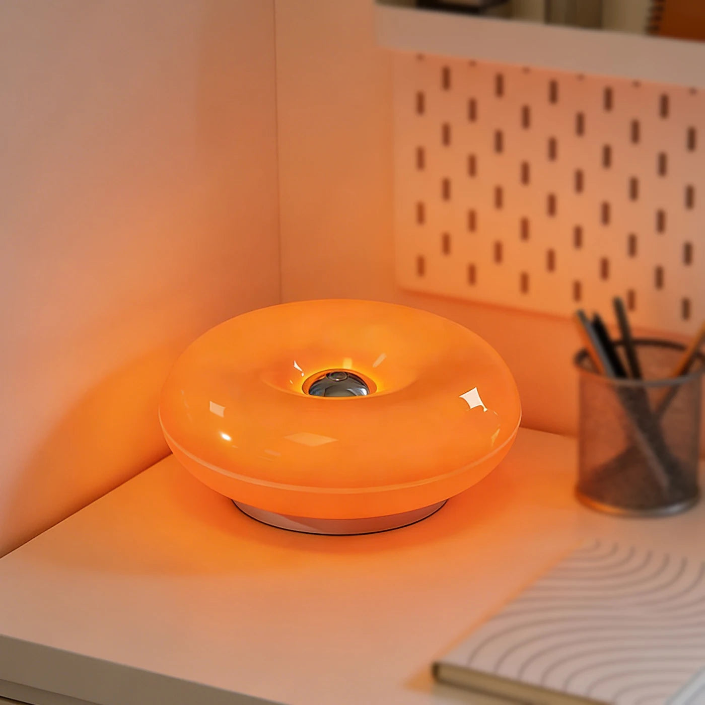 SOLARA DONUT TABLE LAMP