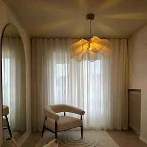 THE PETAL BLOOM PENDANT LAMP