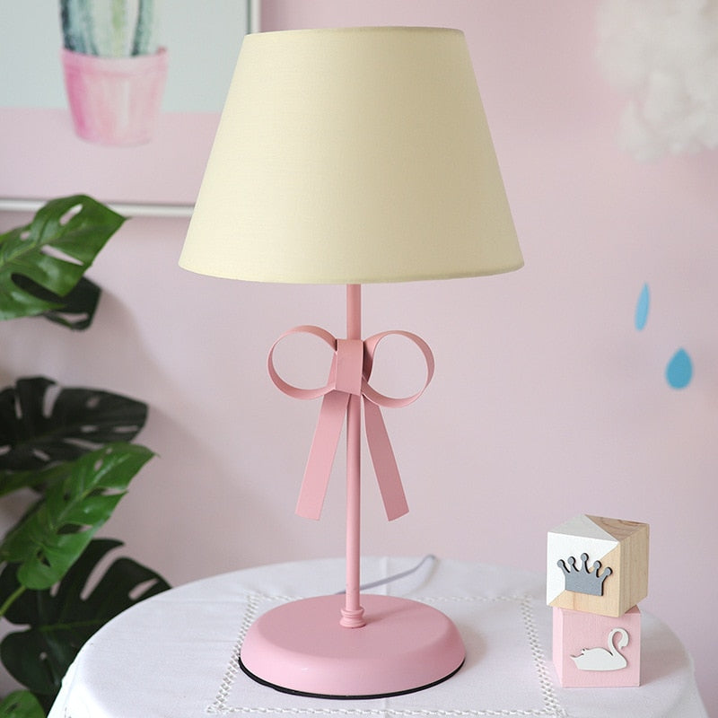 PINK TABLE LAMP