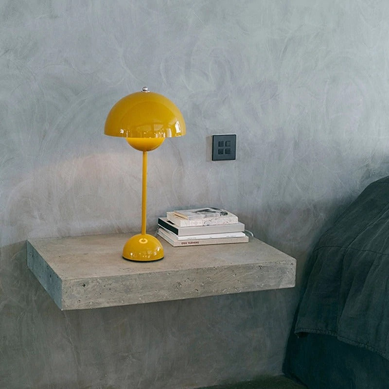 FLOWERPOT LAMP | BY VERNER PANTON - Lodamer