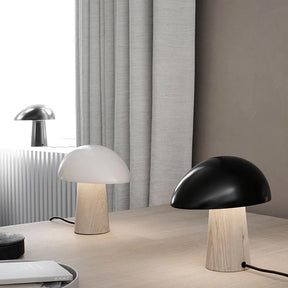 Beak table lamp | Modern desk lamp