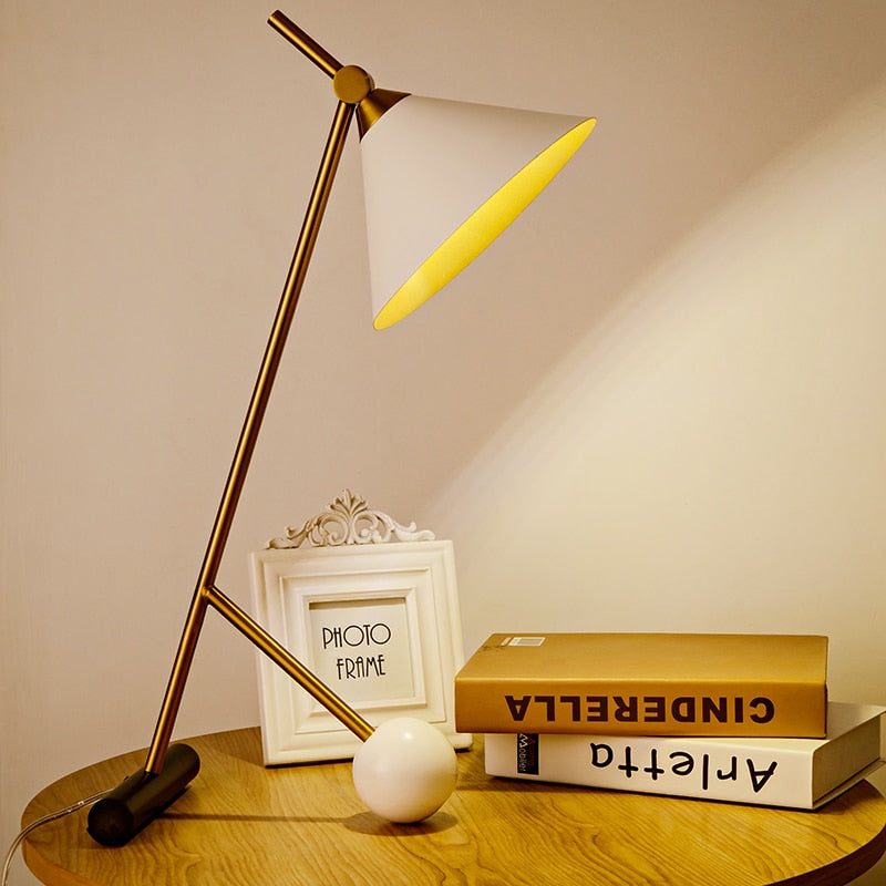 NOVOGRATZ GOLD TABLE LAMP - gold table lamp 