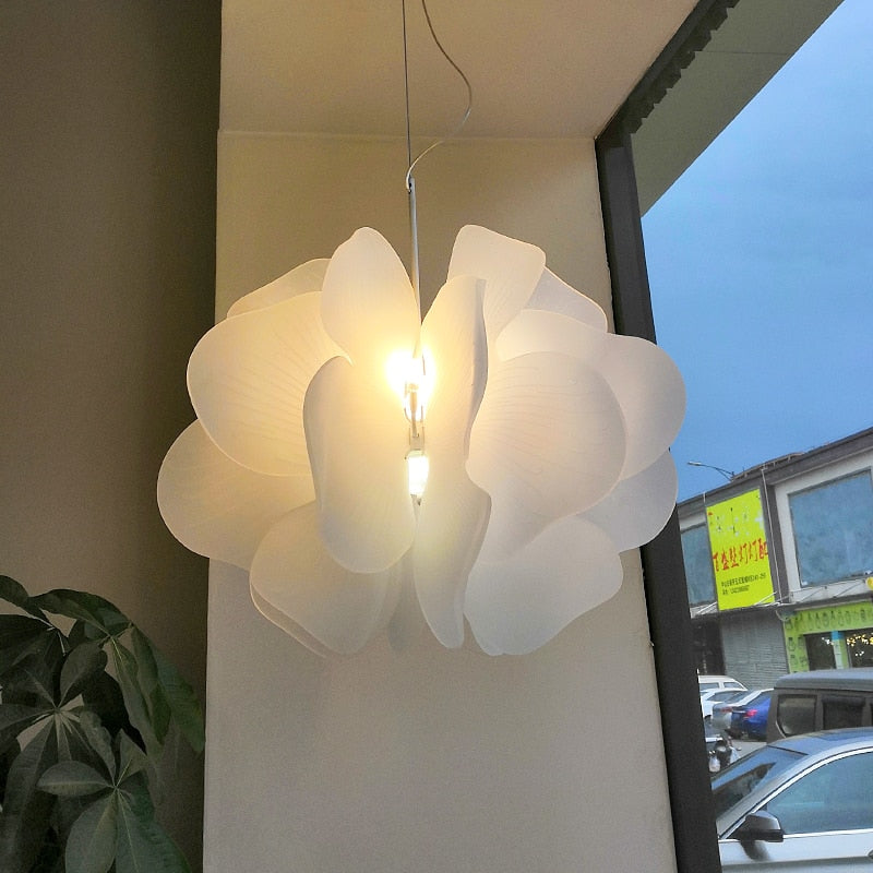 NORDIC FLOWER PENDANT LAMP- flower pendant light